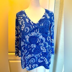 Lilly Pulitzer reversible Sleeve Relaxed Blouse in size extra small